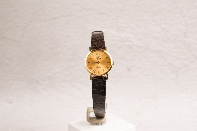 ขายนาฬิกา Rolex Cellini 18k Gold Vintage