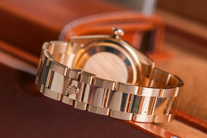 ร้านนาฬิกา Rolex Day Date Full 18K Everose Gold Wave Dial 118235