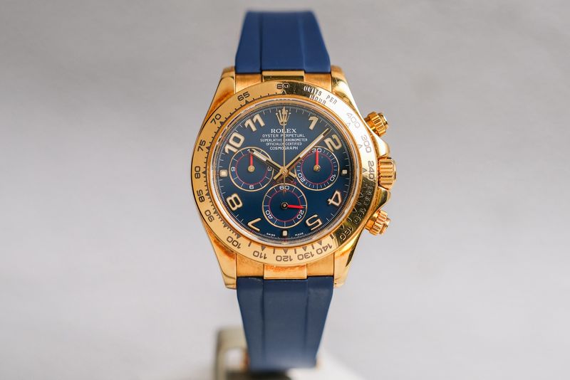 Rolex Daytona Blue Racing 18K Gold 116518 (4)