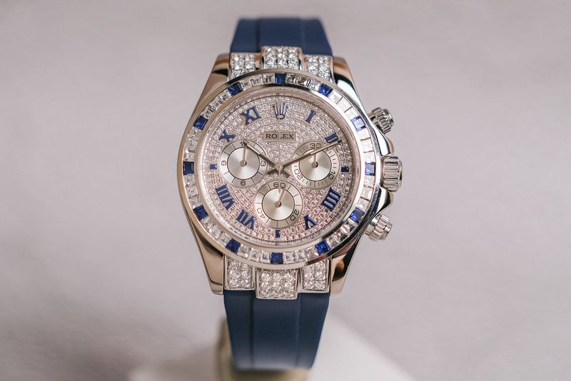 รับซื้อนาฬิกา Rolex Daytona Full 18K White Gold Diamond