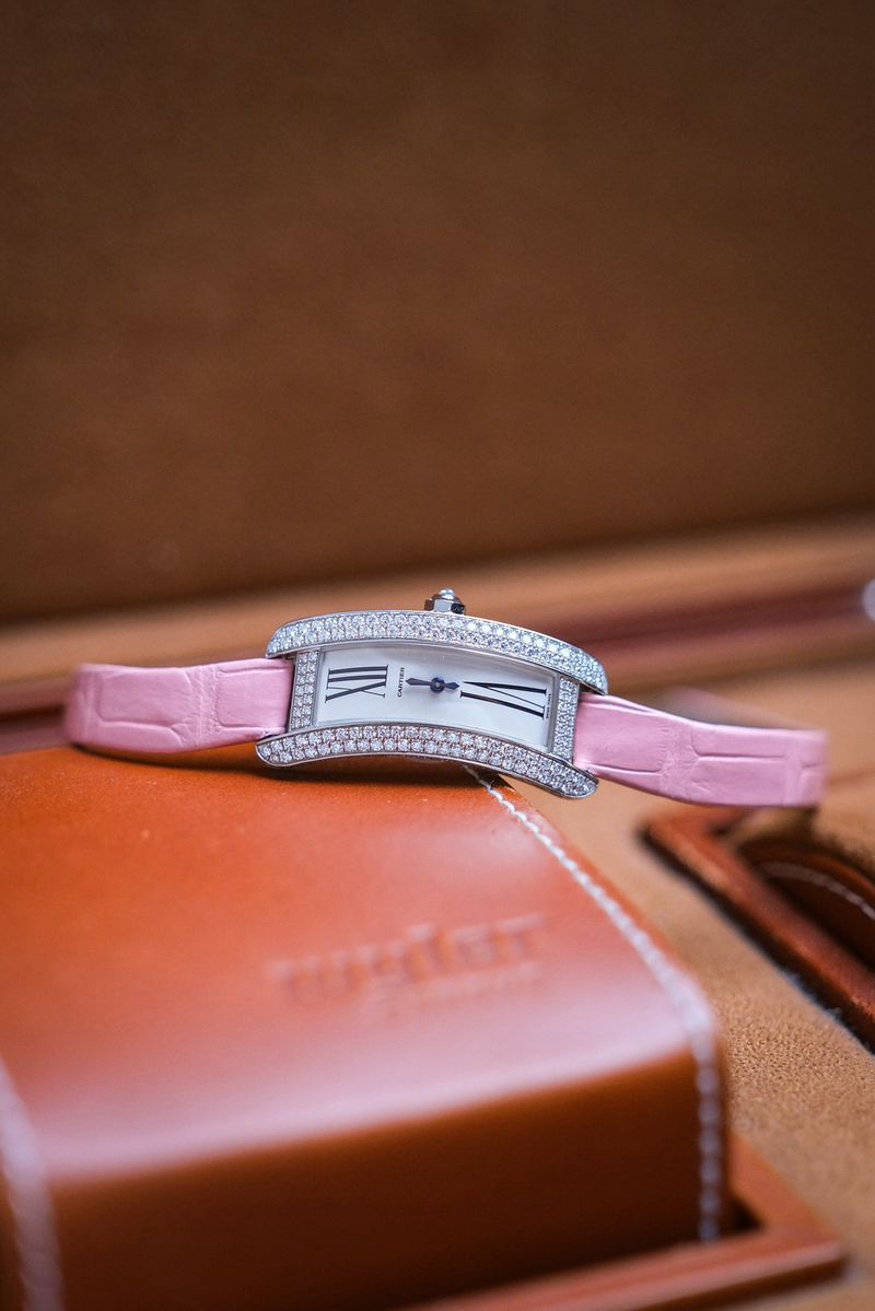 Cartier Tank Américaine 18K White Gold Diamond 2625 (5)