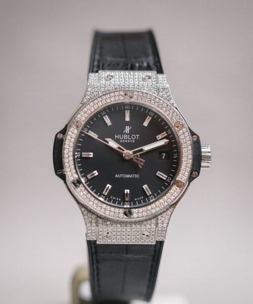 Hublot Big Bang 38 Full Diamond
