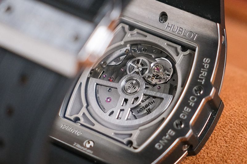 Hublot Spirit of Big Bang Titanium 42 Moonphase Diamond (1)