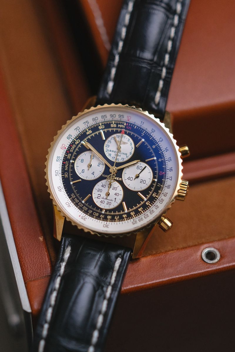 Breitling Navitimer Quatre 18K Rose Gold Limited Edition (2)