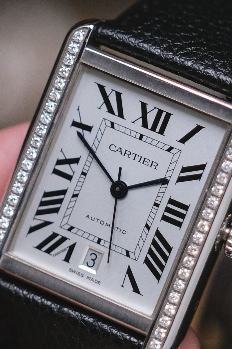 Cartier Tank Solo XL Diamond (W5200027) (2)