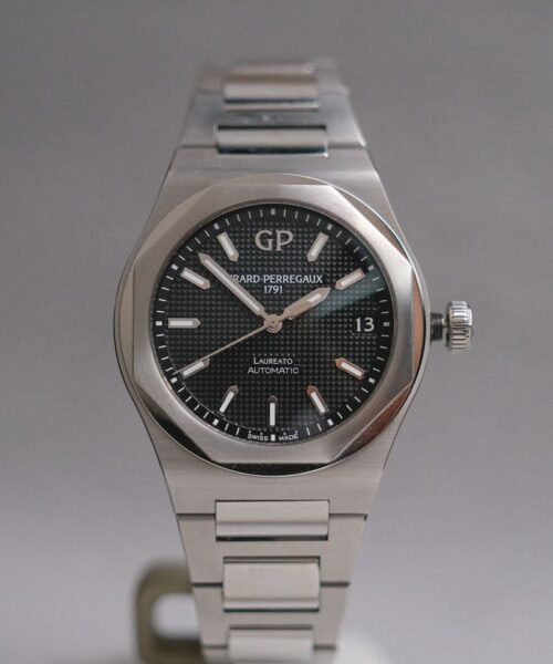 ร้านนาฬิกา Girard Perragaux Laureato Black 42mm