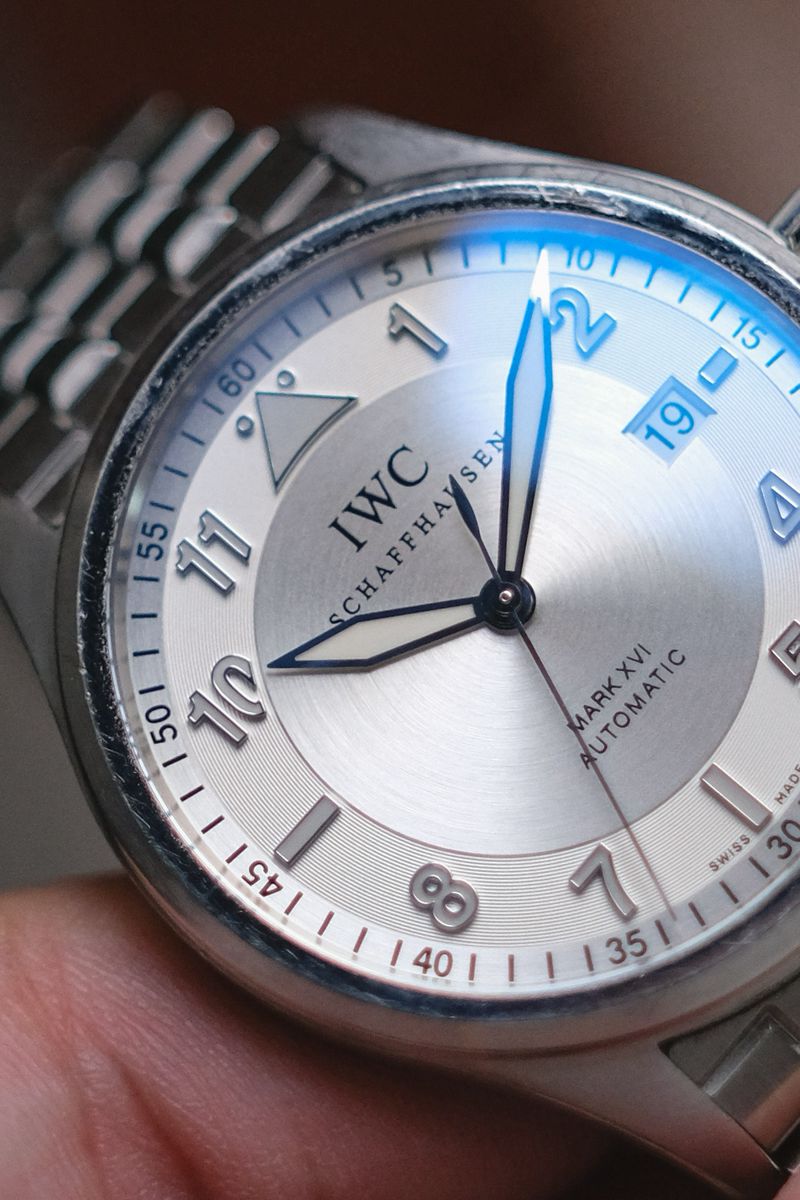 IWC Pilot’s Watch Spitfire Mark XVI (4)