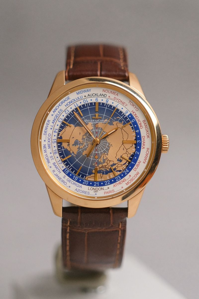 Jaeger LeCoultre Geophysic Universal Time 18K Rose Gold (5)