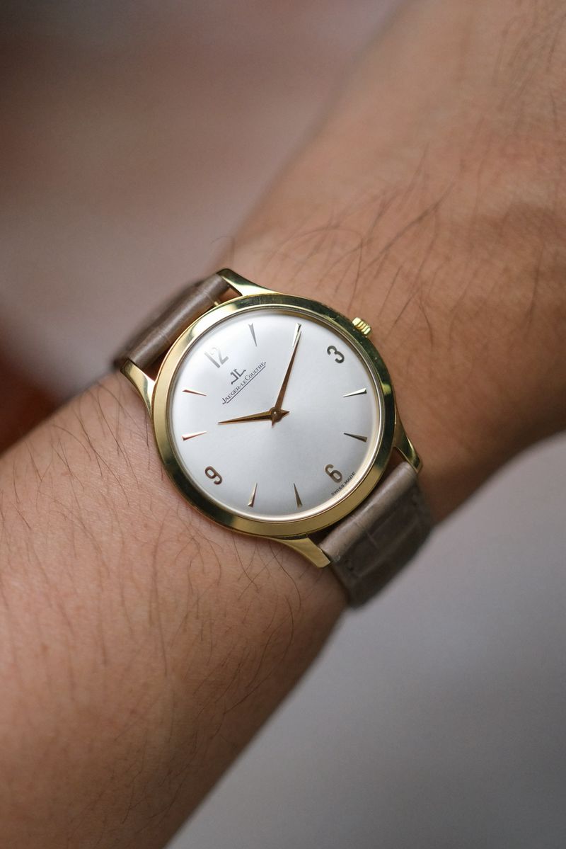 นาฬิกามือสอง Jaeger LeCoultre Master Control Ultra Thin 18k Rose Gold