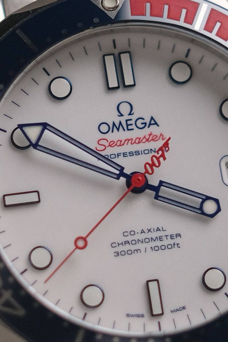 Omega Seamaster Diver 007 Commander’s Watch Limited Edition (4)
