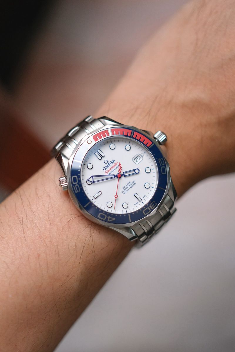 Omega Seamaster Diver 007 Commander’s Watch Limited Edition (5)