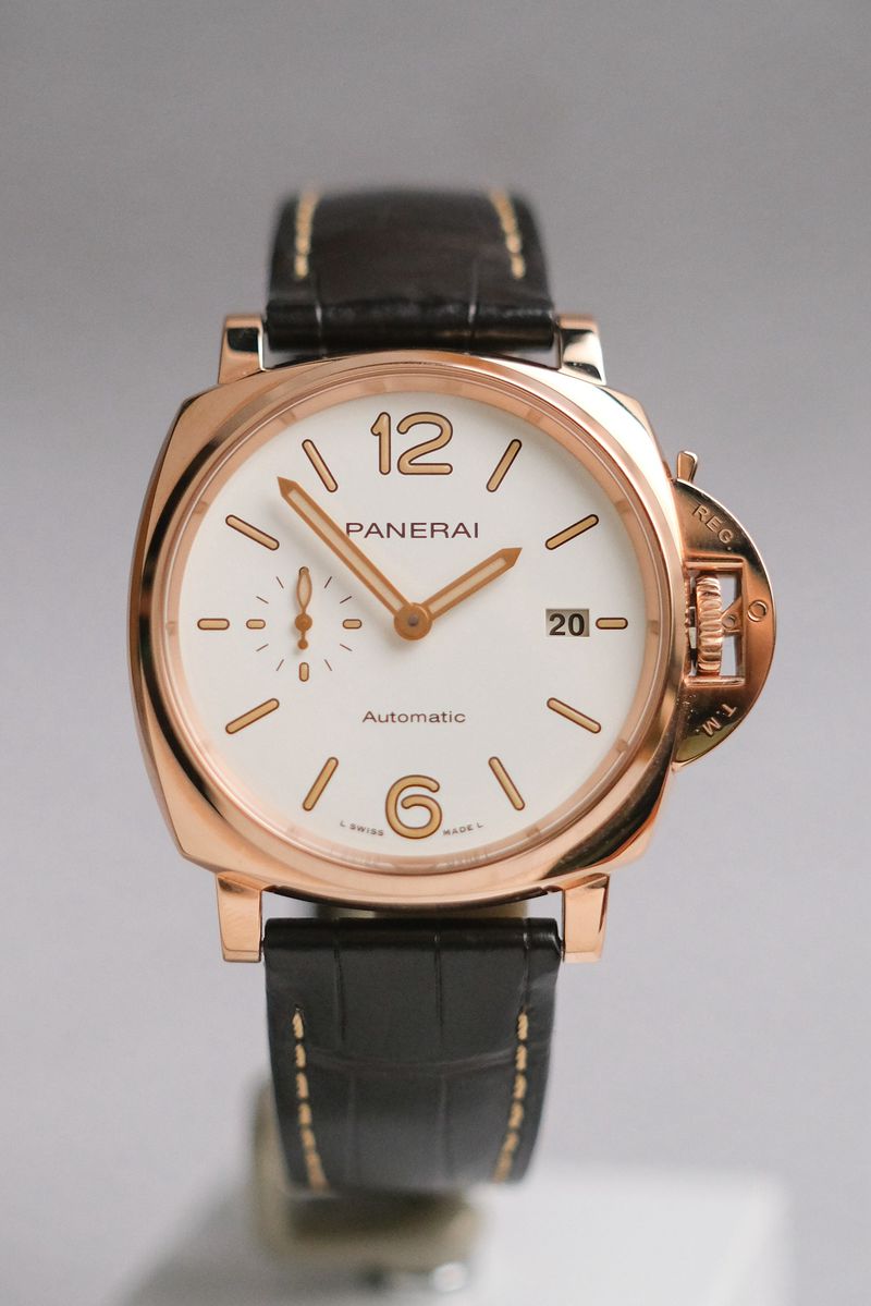 Panerai Luminor Due 42mm 18K Rose Gold PAM1042 (3)