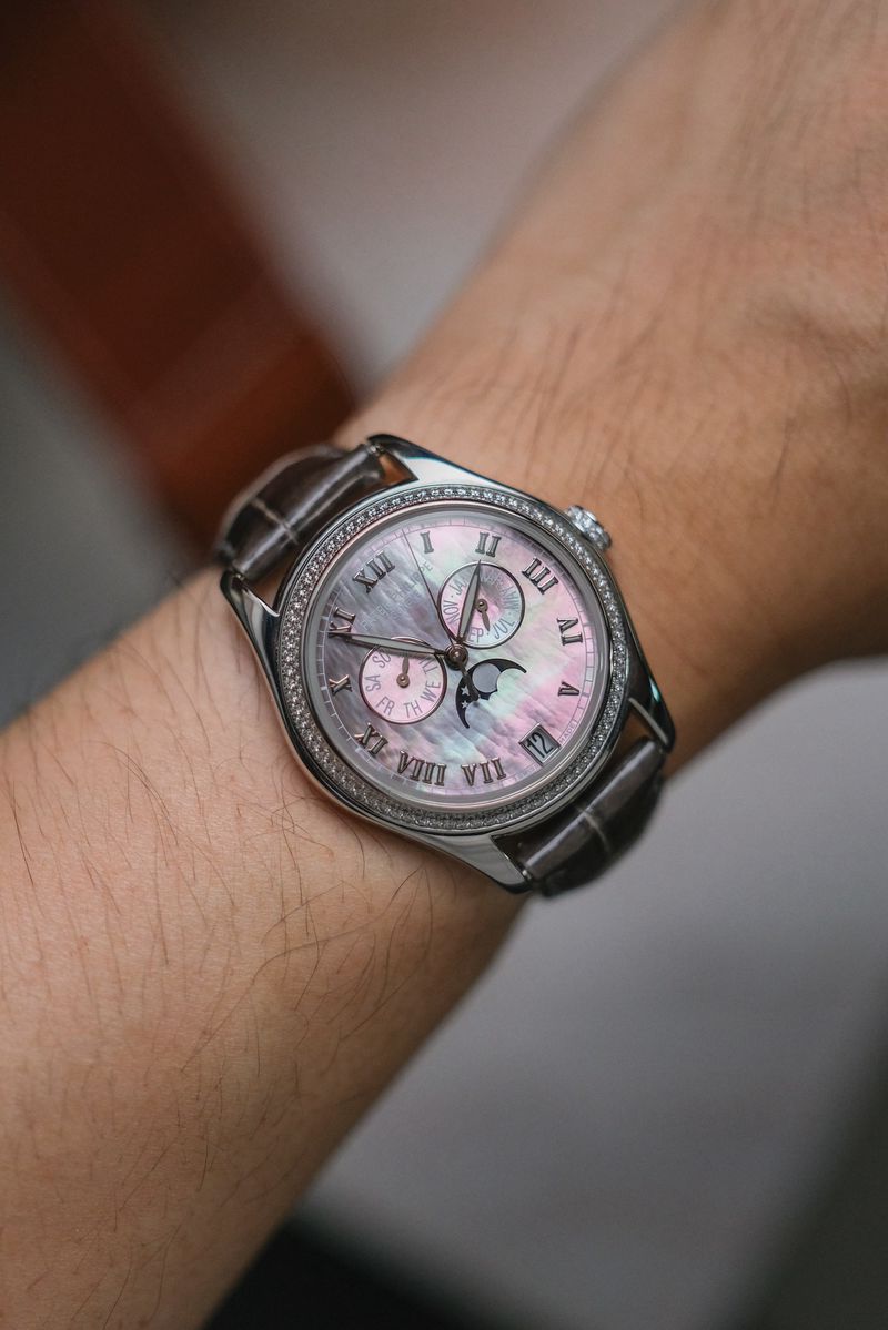 Patek Philippe Annual Calendar 4936G-001 (4)