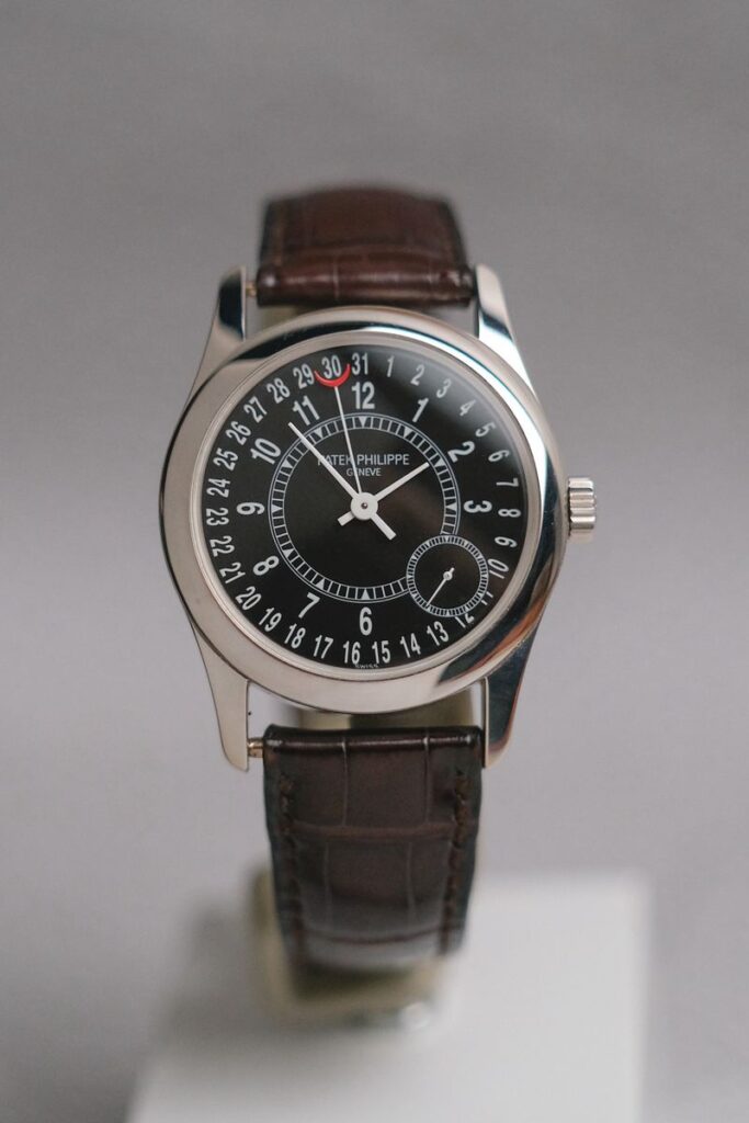 ร้านนาฬิกา Patek Philippe Calatrava 6000G-001