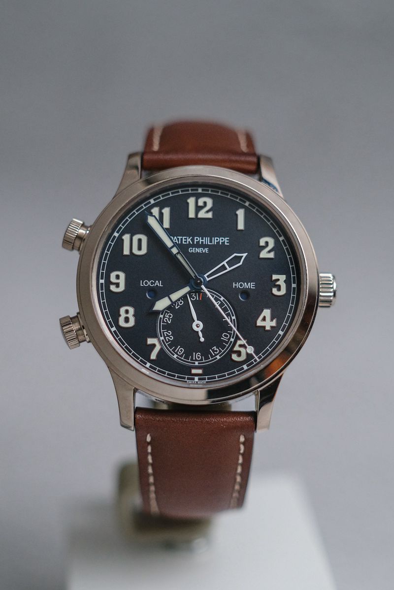 Patek Philippe Calatrava Pilot Travel Time 5524G-001 (3)