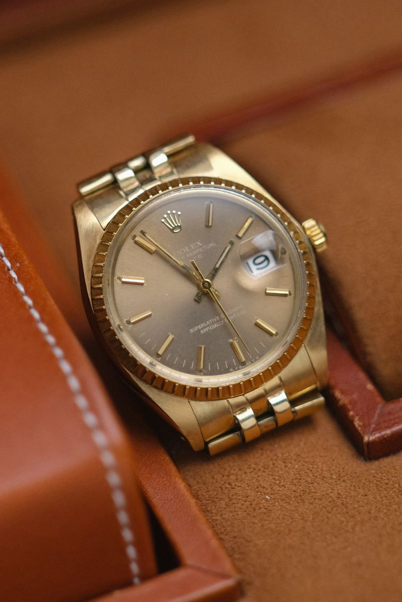 Rolex Oyster Perpetual Date Ref.15037 Yellow Gold (RARE 🔥) (4)