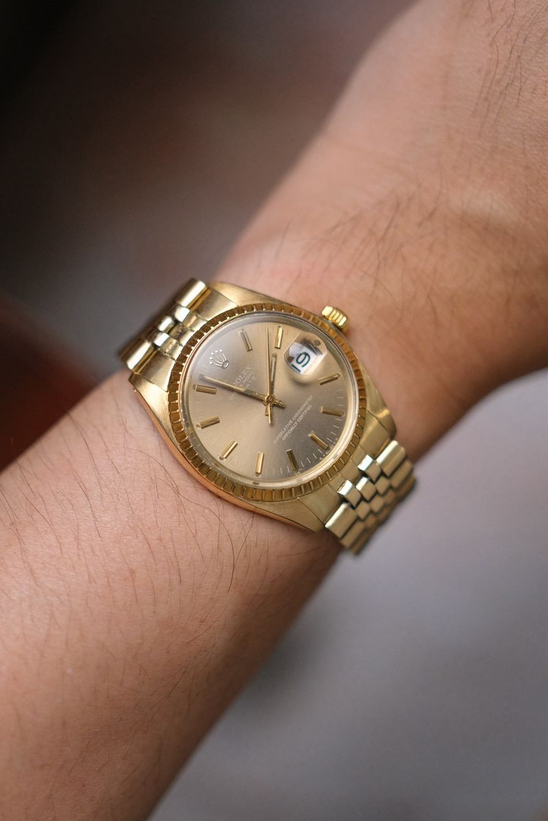 Rolex Oyster Perpetual Date Ref.15037 Yellow Gold (RARE 🔥) (5)