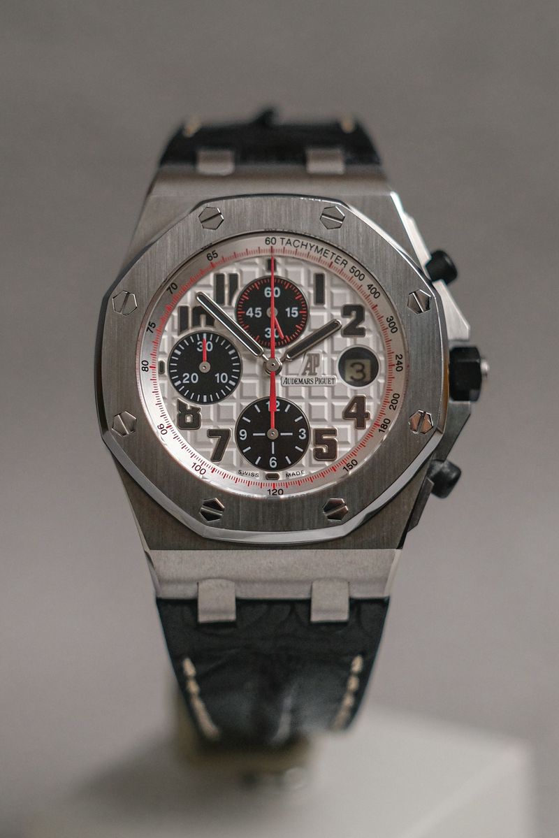 ร้านนาฬิกา Audemar Piguet Royal Oak Offshore Racing Panda 26170st