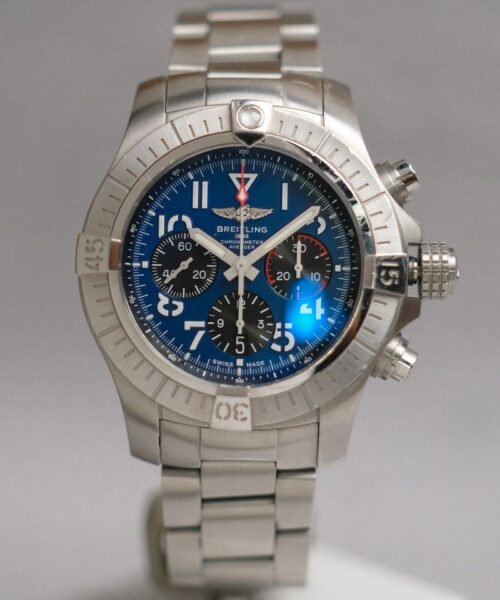 ร้านนาฬิกา Breitling Avenger Chronograph Blue AB0182