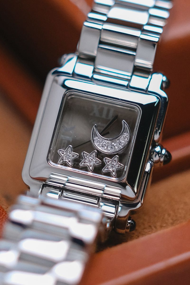 รับซื้อนาฬิกา Chopard Happy Sport Square