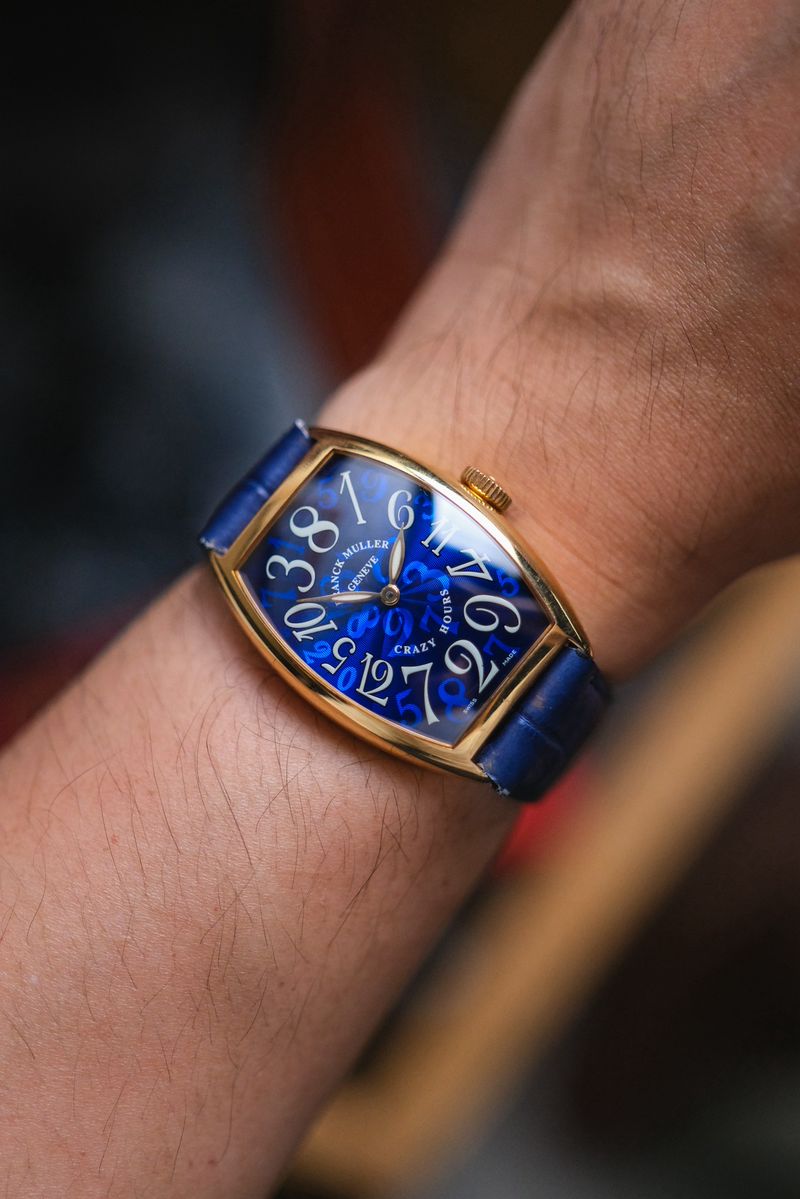 Franck Muller Curvex 5850 CH Crazy Hours 18K Rose Gold (5)