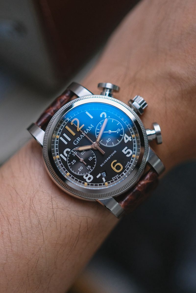 นาฬิกามือสอง Graham Silverstone Black Chronograph Vintage 44