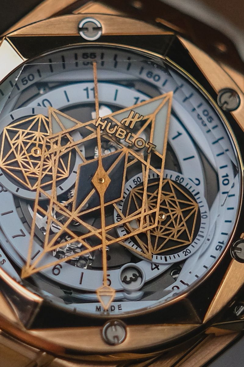นาฬิกามือสอง Hublot Big Bang Sang Bleu 18K Rose Gold Chronograph Limited