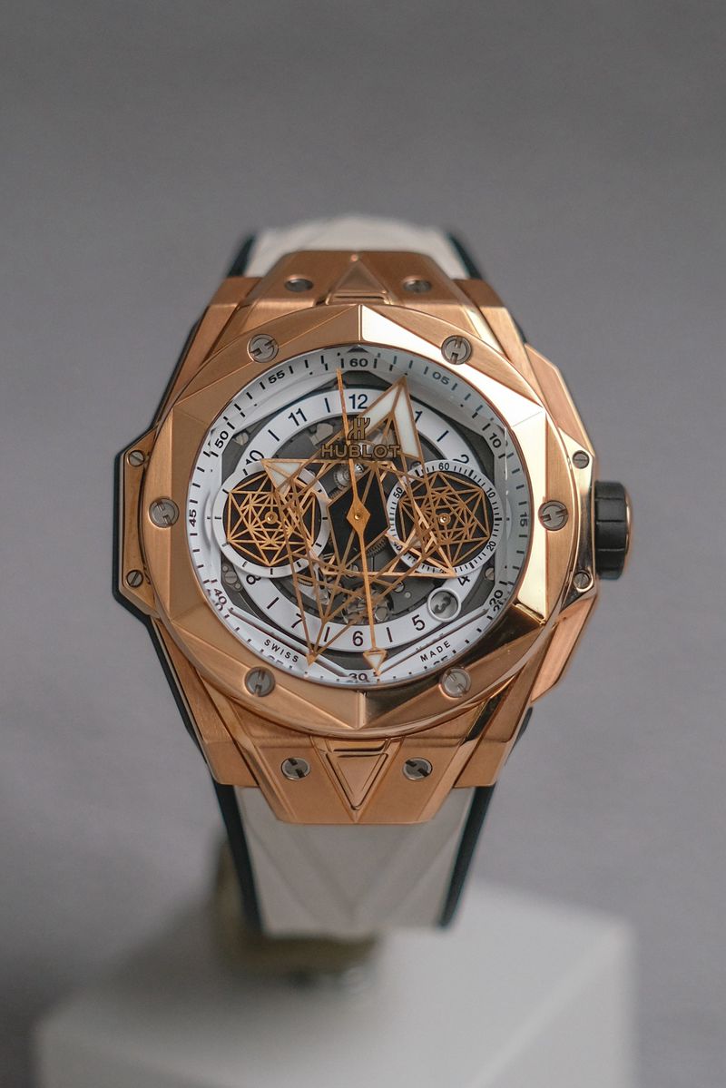 ขายนาฬิกา Hublot Big Bang Sang Bleu 18K Rose Gold Chronograph Limited