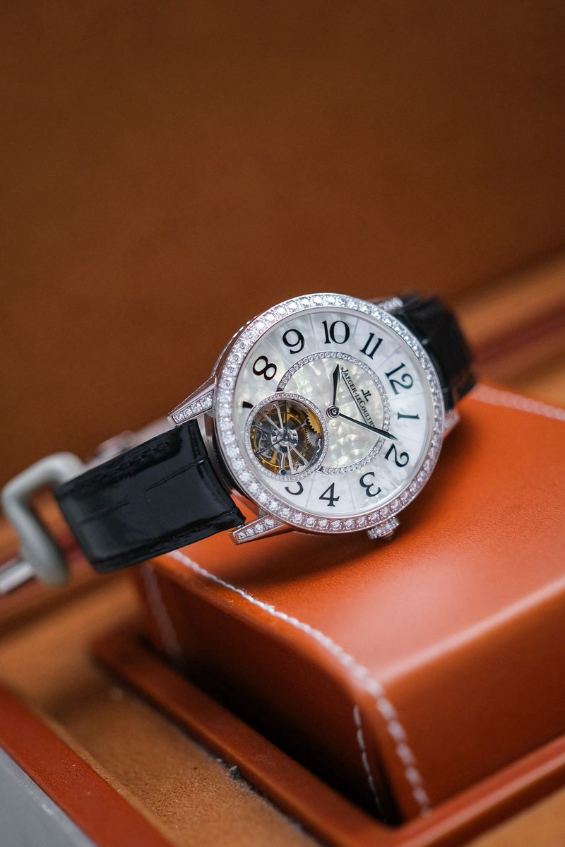 นาฬิกา Jaeger LeCoultre Rendez Vous MOP Tourbillon