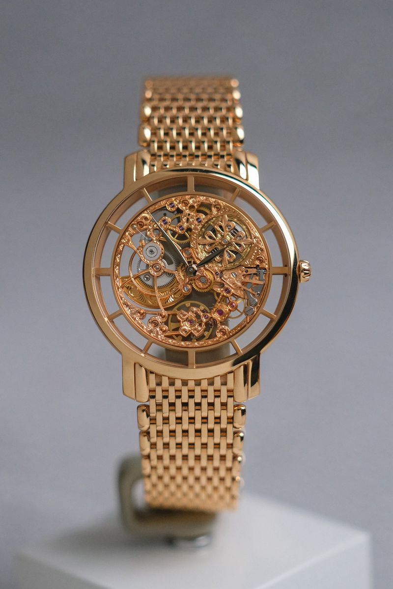 รับซื้อนาฬิกา Patek Philippe Calatrava Complication 51801R-001