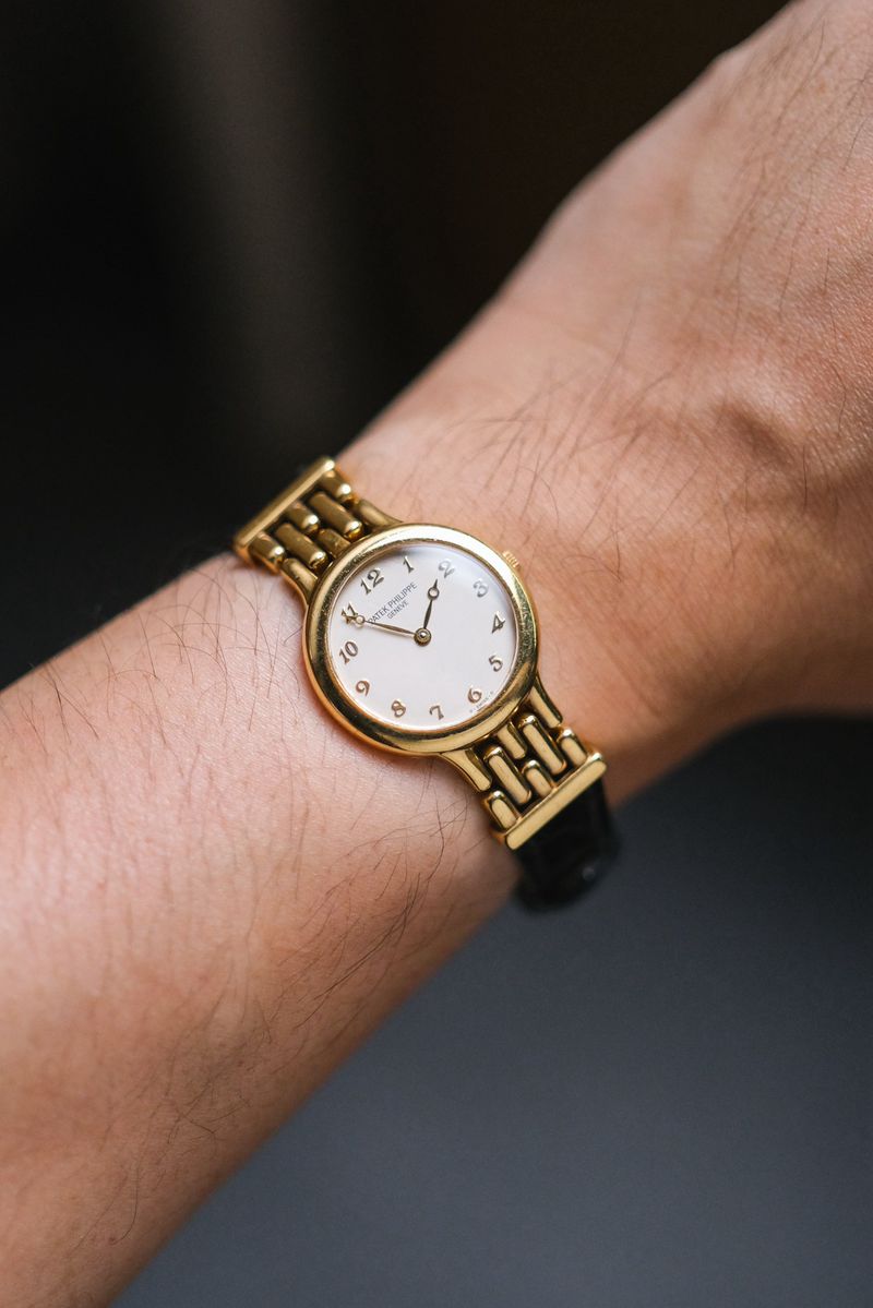 Patek Philippe Calatrava Lady 4812 (2)