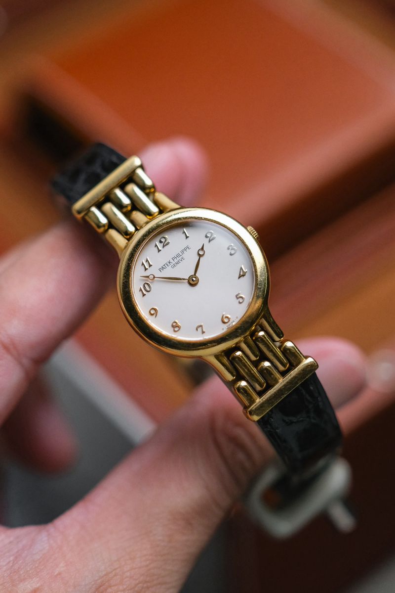 Patek Philippe Calatrava Lady 4812 (5)