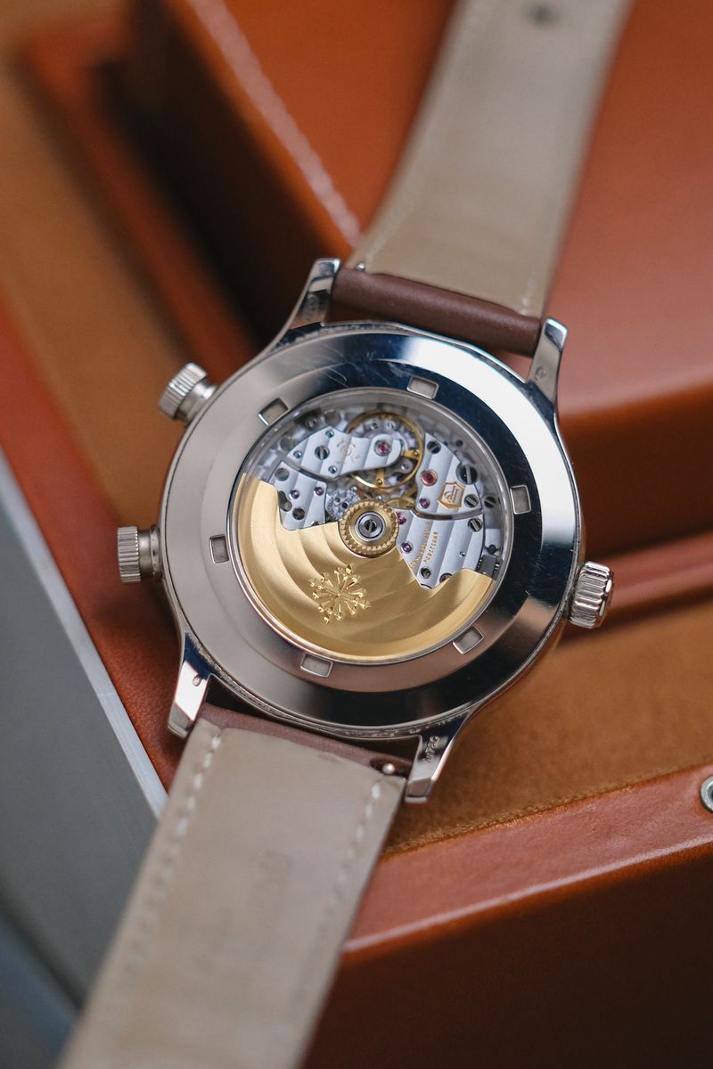 นาฬิกามือสอง Patek Philippe Calatrava Pilot Travel Time 5524G-001