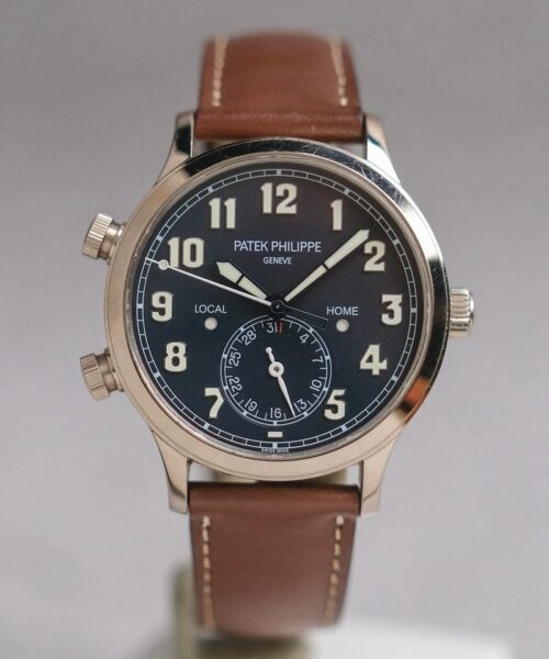 นาฬิกา Patek Philippe Calatrava Pilot Travel Time 5524G-001