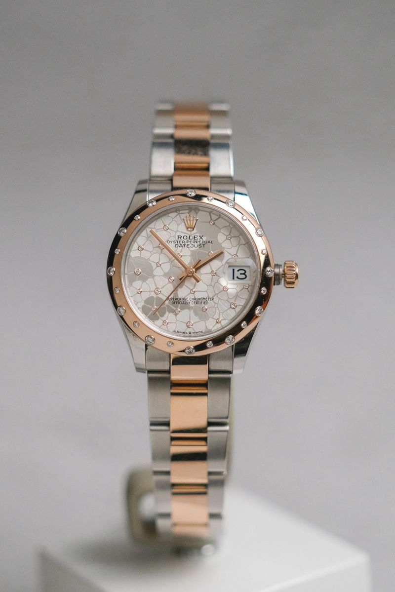 นาฬิกา Rolex Datejust 31 Silver Floral Dial Ref 278341RBR