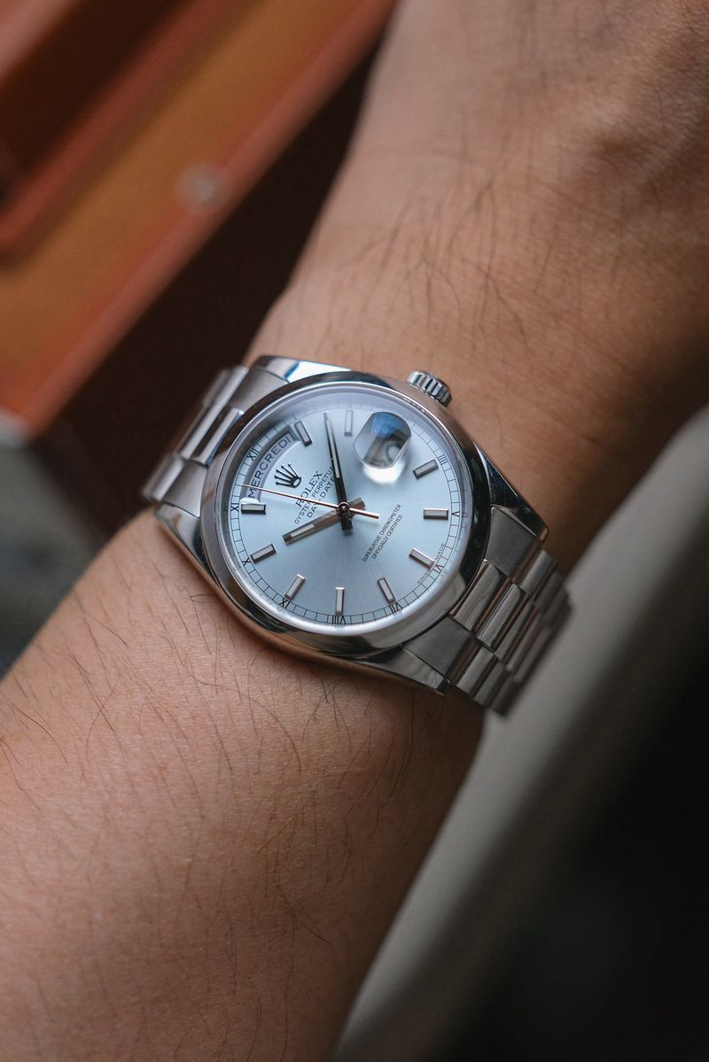 Rolex Day Date Platinum French Date Platinum 118206 (4)