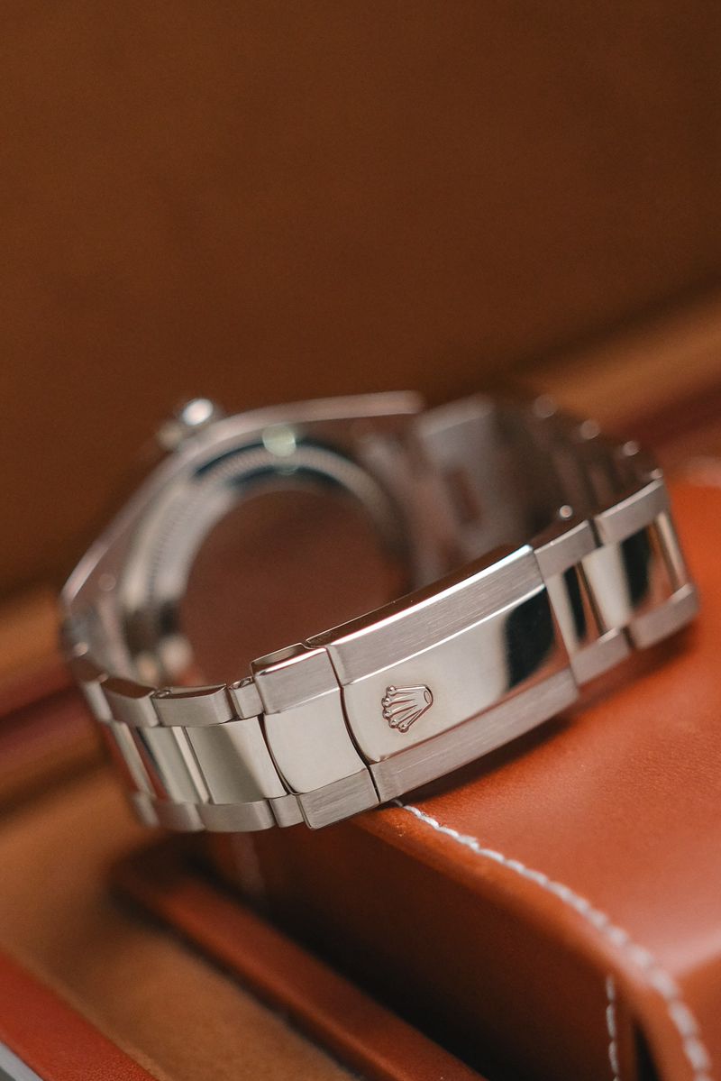 รับซื้อนาฬิกา Rolex Sky-Dweller Full 18K White Gold 326939