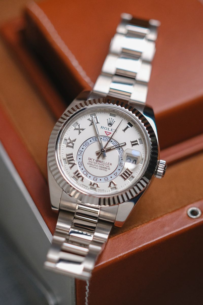 นาฬิกามือสอง Rolex Sky-Dweller Full 18K White Gold 326939