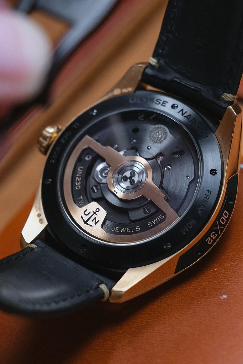 Ulysse Nardin Freak X Rose Gold Ref. 2305-27002 (3)
