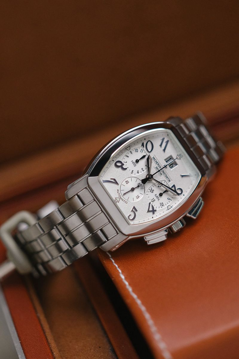 ซื้อ Vacheron Constantin Royal Eagle Chronograph