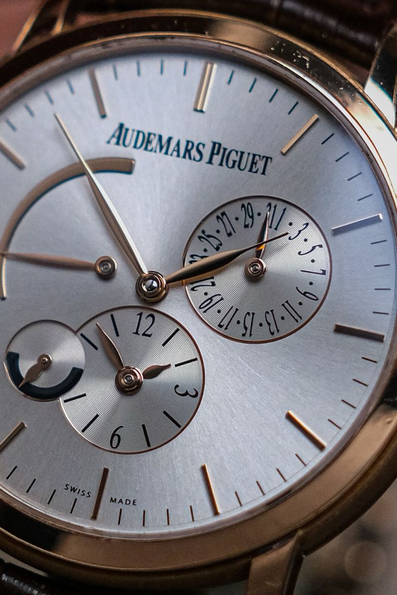 Audemars Piguet Jules Audemars Dual Time 18k Rose Gold Ref 26380BC (4)