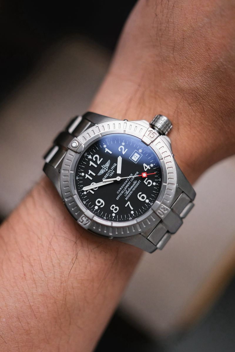 ขายนาฬิกา Breitling Avenger Seawolf Titanium Ref E17370