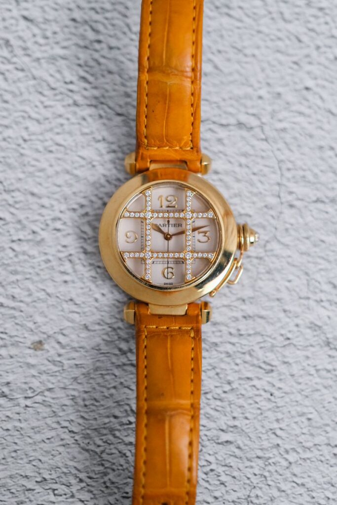 รับซื้อนาฬิกา Cartier Pasha Gold 18K Diamonds Grille