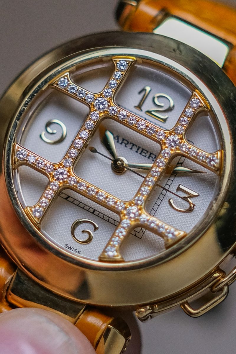 นาฬิกา Cartier Pasha Gold 18K Diamonds Grille