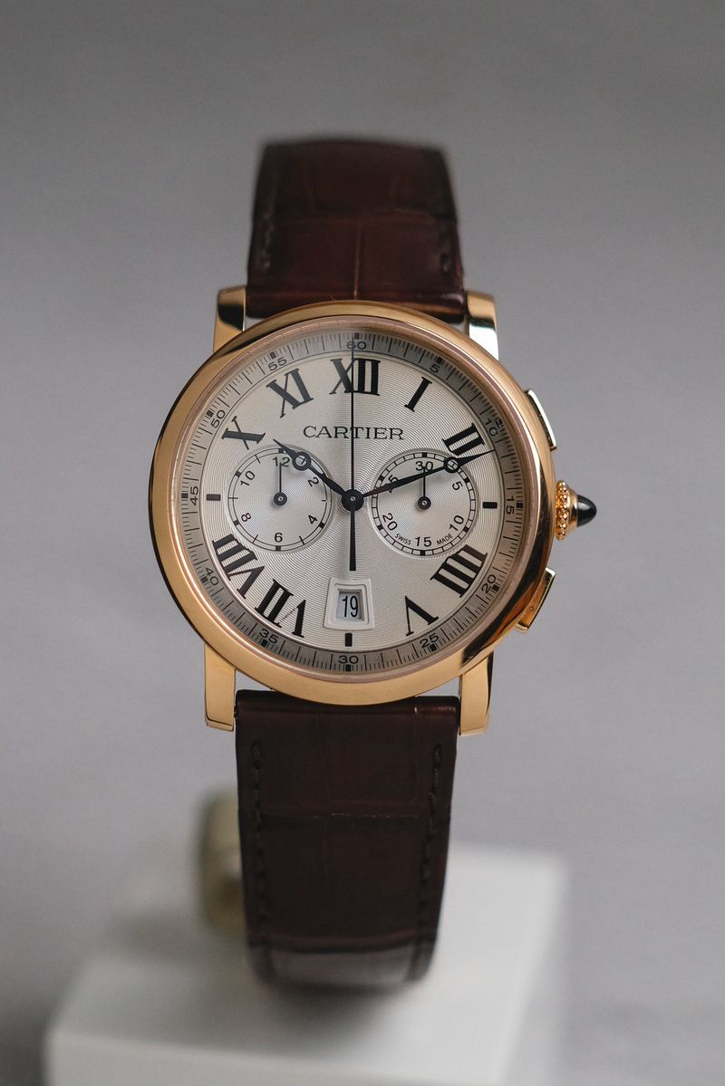 รับซื้อนาฬิกา Cartier Rotonde de Cartier Chronograph 18K Rose Gold Ref W1556238