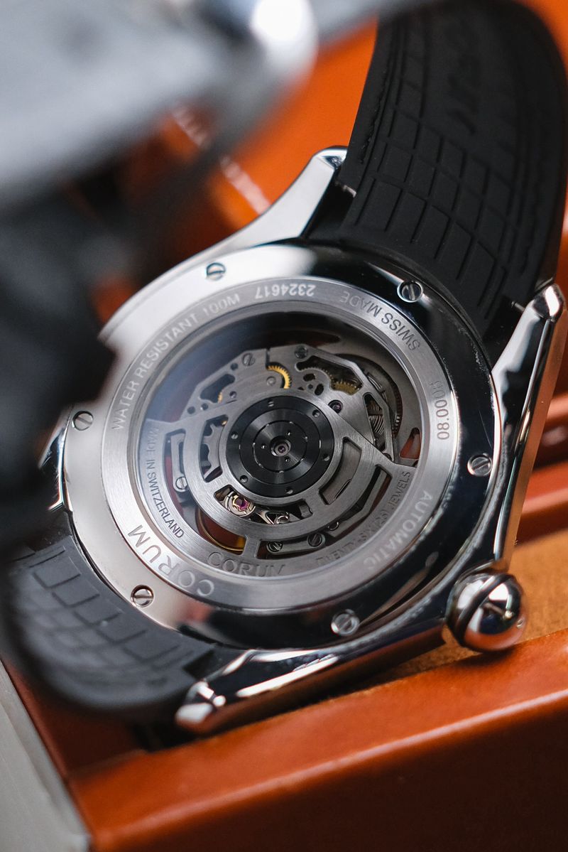 Corum Bubble 47 Skeleton (4)