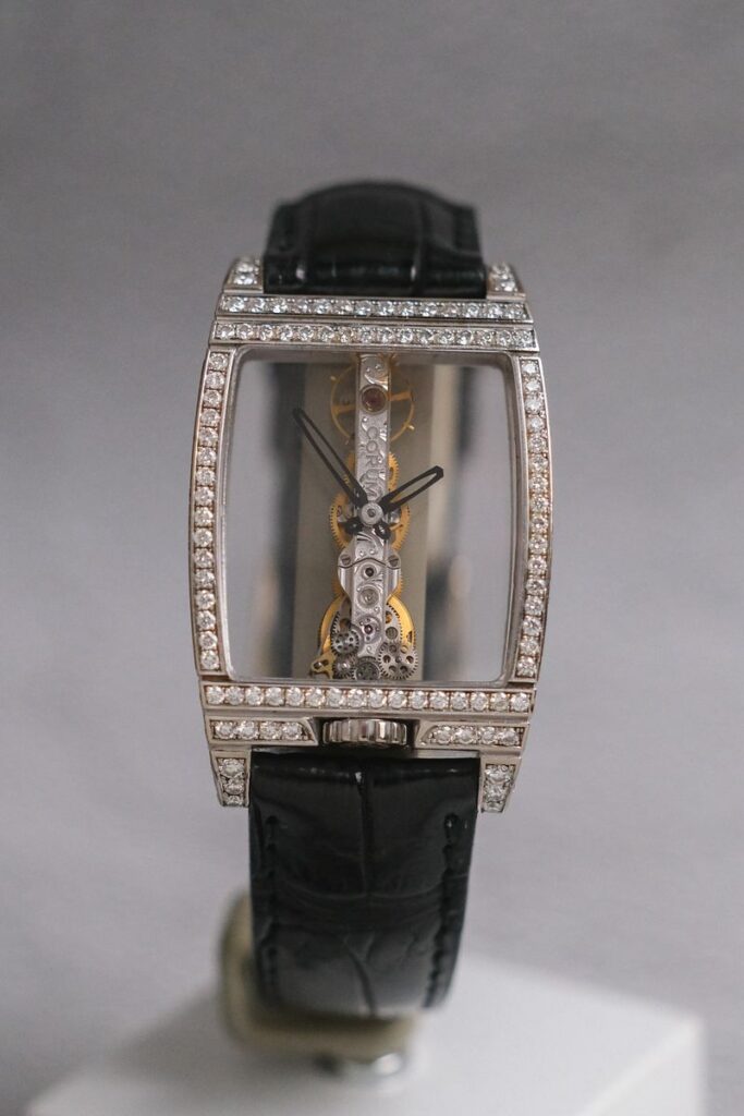 นาฬิกา Corum Golden Bridge 18K White Gold Diamond