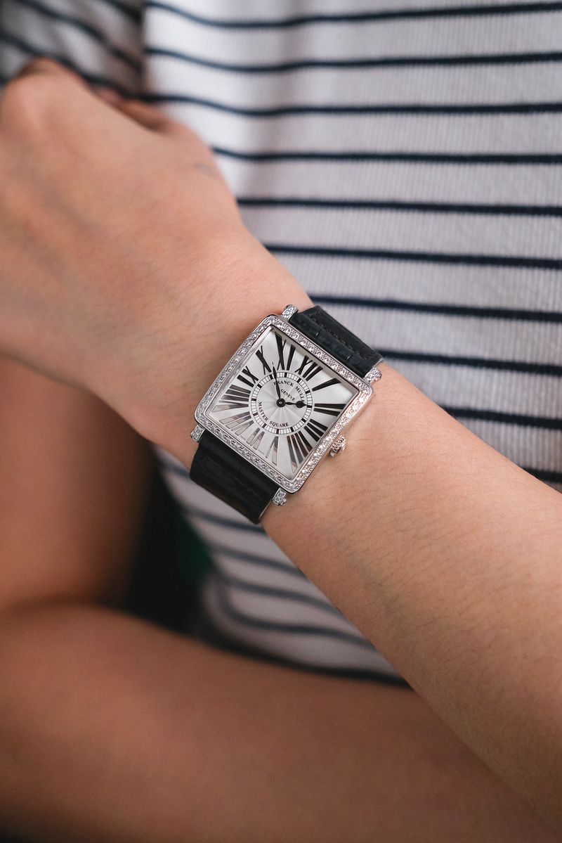นาฬิกา Franck Muller Master Square Diamond 6002 M B QZ REL R D 1R