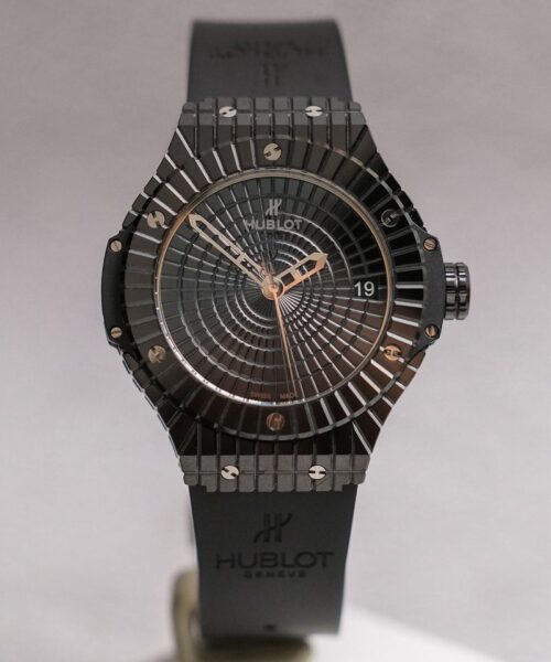 รับซื้อนาฬิกา Hublot Big Bang 41 Caviar Black Ceramic