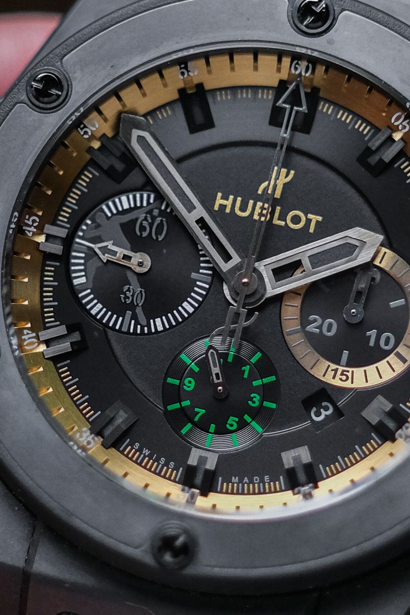 รับซื้อนาฬิกา Hublot Big Bang King Power Usain Bolt
